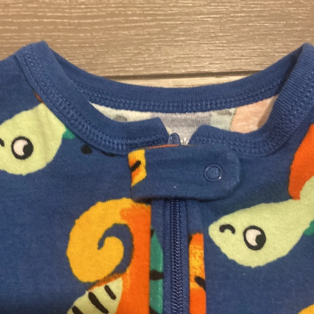 Carters one piece pajama size 12mo